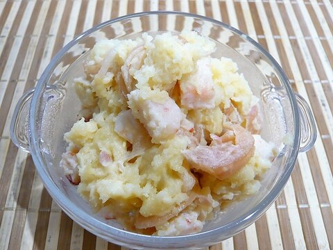 紫玉ねぎの酢醬油漬けのポテトサラダ